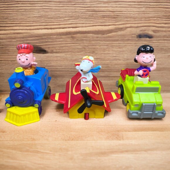 Vintage 1950, 1966 Peanuts Charlie Brown Lucy Snoopy McDonalds Collectible Toys - Picture 1 of 15